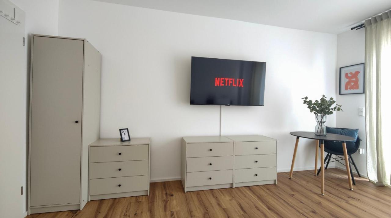 Hygge Home - Mit Garten Und Stellplatz Fuer Feriengaeste-, Monteure / Netflix / 10 Min. Zur Sinsheim Therme Und Zur Autobahn Zewnętrze zdjęcie