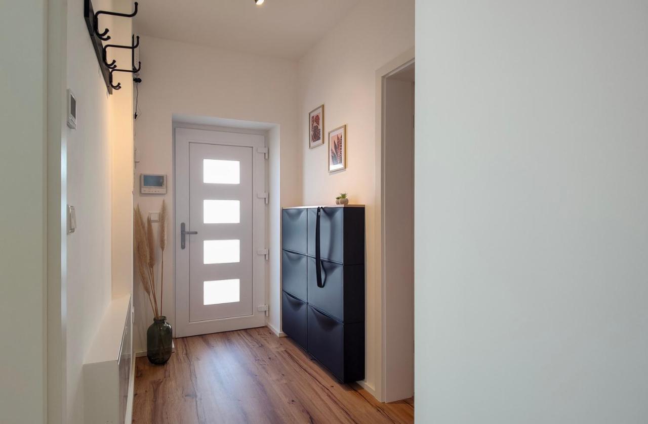 Hygge Home - Mit Garten Und Stellplatz Fuer Feriengaeste-, Monteure / Netflix / 10 Min. Zur Sinsheim Therme Und Zur Autobahn Zewnętrze zdjęcie