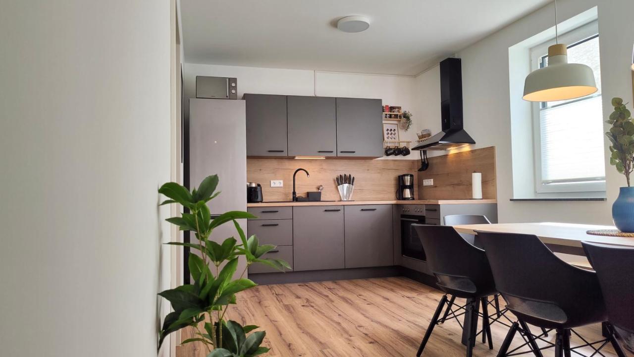 Hygge Home - Mit Garten Und Stellplatz Fuer Feriengaeste-, Monteure / Netflix / 10 Min. Zur Sinsheim Therme Und Zur Autobahn Zewnętrze zdjęcie