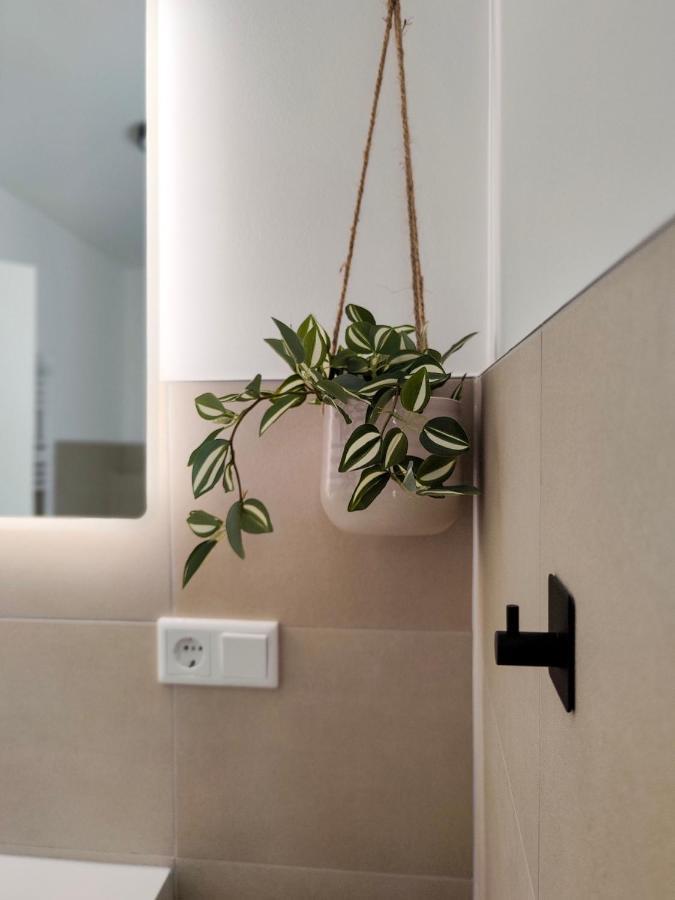 Hygge Home - Mit Garten Und Stellplatz Fuer Feriengaeste-, Monteure / Netflix / 10 Min. Zur Sinsheim Therme Und Zur Autobahn Zewnętrze zdjęcie